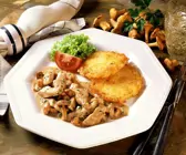 Kalbsgeschnetzeltes mit Pfifferlingen und Kartoffelrösti
