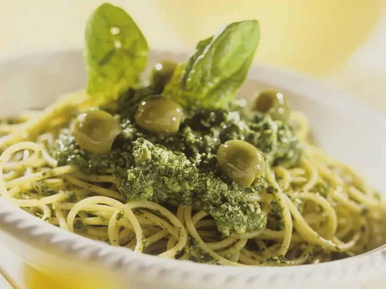 Nudeln mit Pesto