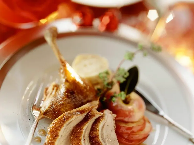 Entenbraten mit Serviettenknödel