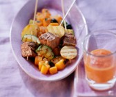 Straußenfilet mit Zucchini-Kürbisgemüse