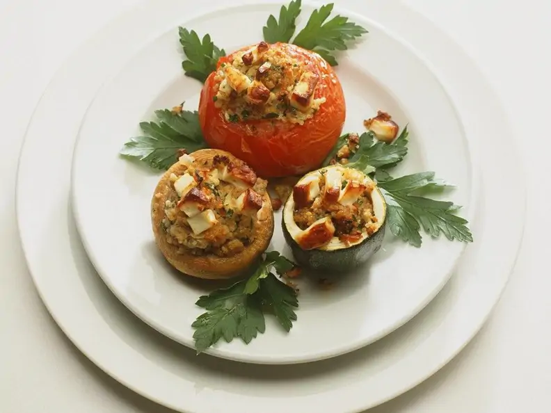 Buntes Gemüse mit Couscousfüllung