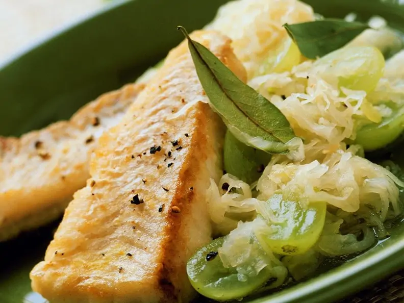 Gebratenes Filet vom Seelachs mit Traubenkraut