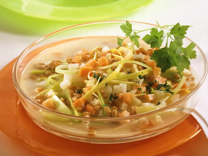 Eintopf mit Dinkel und Möhren
