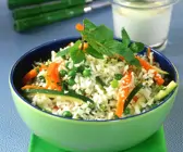 Sommerlicher Blumenkohlsalat