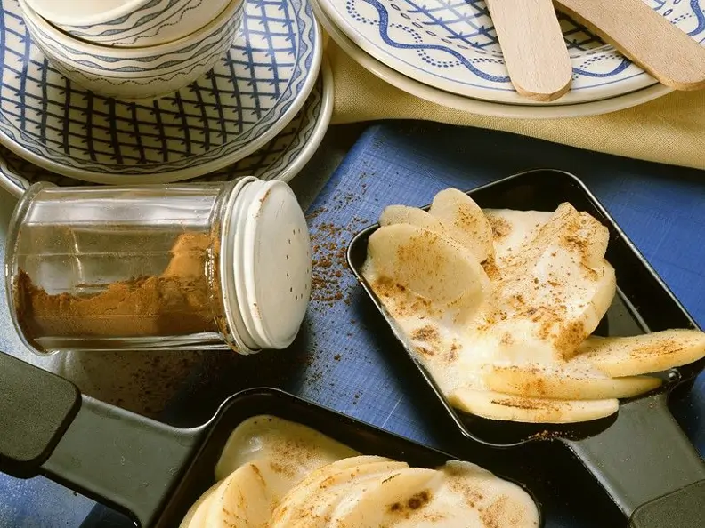 Süßes Apfel-Raclette