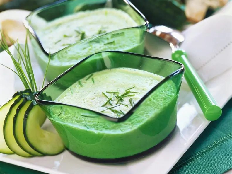 Kalte Gurkensuppe