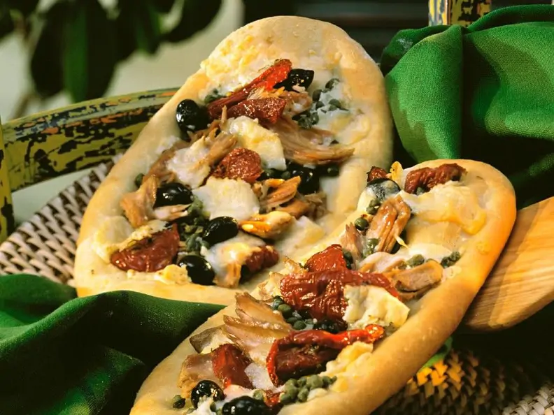 Pizza mit Thunfisch