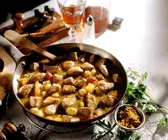 Kalbsgulasch mit exotischen Früchten
