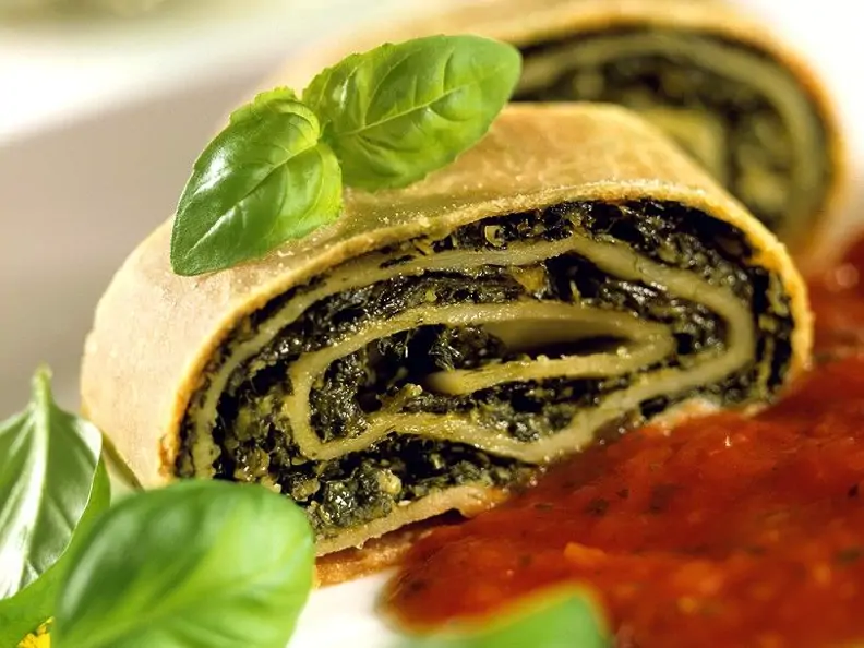 Pikanter Spinatstrudel