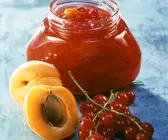 Johannisbeerkonfitüre mit Aprikosen