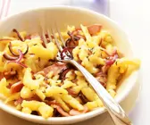 Spätzle mit Schinken und Zwiebeln