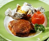 Steak mit Folienkartoffel