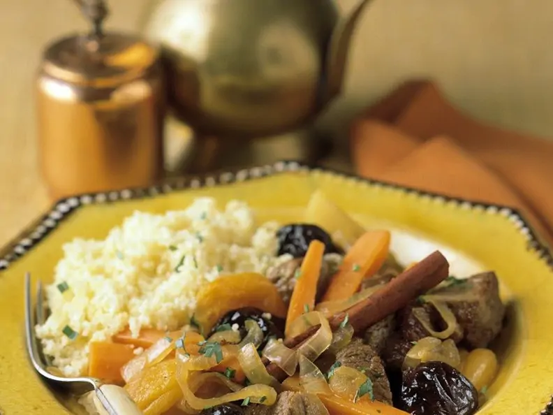 Marokkanisches Rindfleisch mit Trockenfrüchten