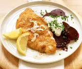 Schnitzel mit Meerrettich und Rote-Bete