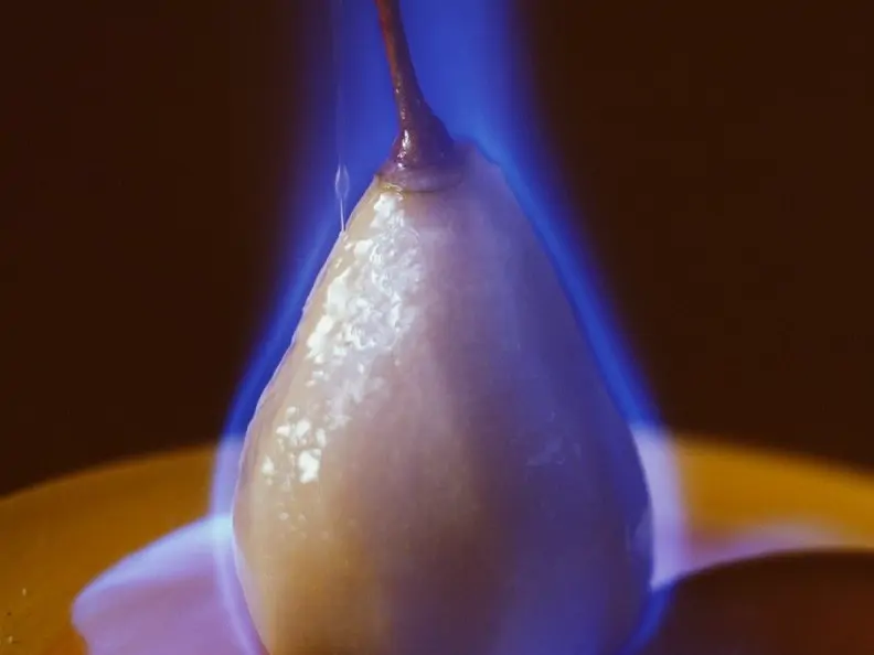 Flambierte Birne