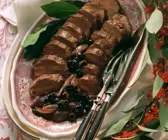 Rehrücken mit Beeren