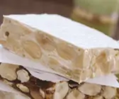 Mandel-Nougat