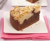 Schoko-Birnenkuchen mit Kardamom und Zimtstreuseln