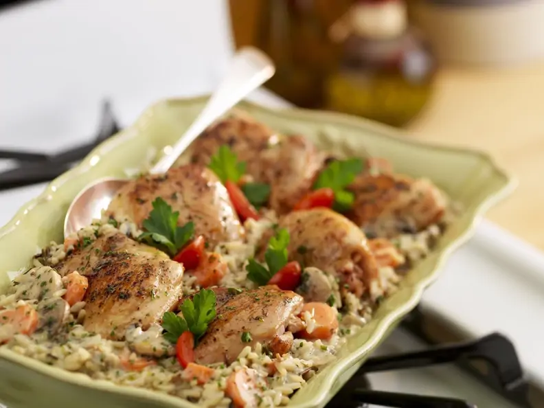 Hähnchenfilets im Gemüsereis