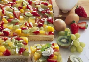Biskuit-Obstkuchen