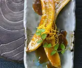 Bananen mit Karamellsauce
