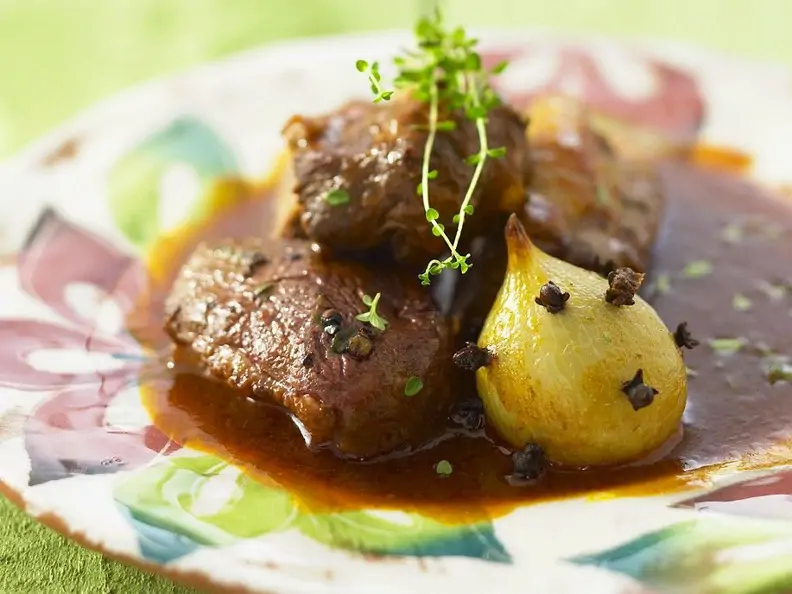 Ente in Rotweinsauce
