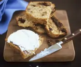 Nussbrot mit Schokolade
