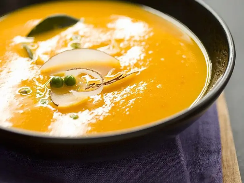 Kürbis-Kokossuppe