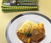 Kalbfleisch in Orangensauce