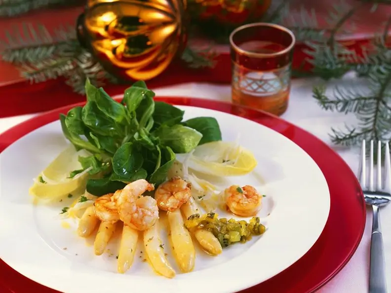 Spargelsalat mit Garnelen