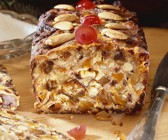 Nuss-Früchtebrot