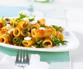 Nudeln mit Ziegenfrischkäse