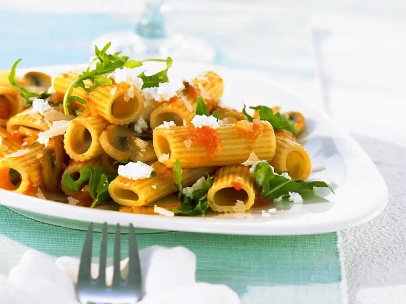 Nudeln mit Ziegenfrischkäse