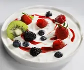 Quarkspeise mit Beeren