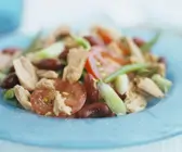 Bohnensalat mit Thunfisch und Tomaten
