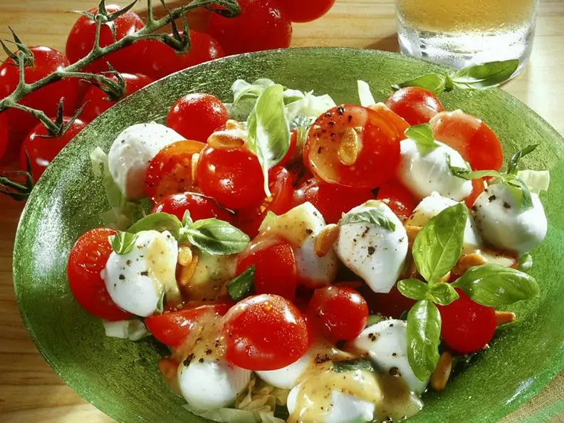 Tomaten-Mozzarellasalat