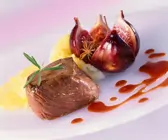 Medaillon vom Rehrücken mit Feigensauce