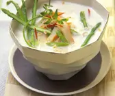 Spargel-Kokossuppe