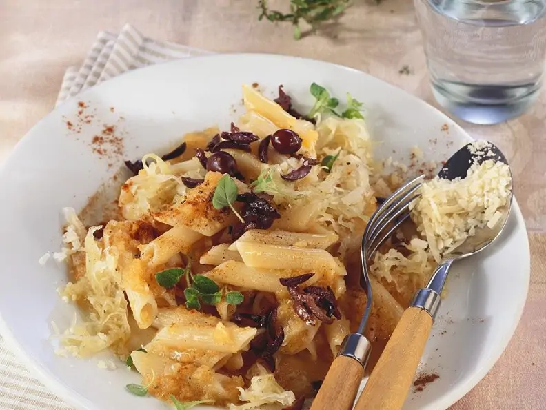Kürbis-Sauerkraut-Penne