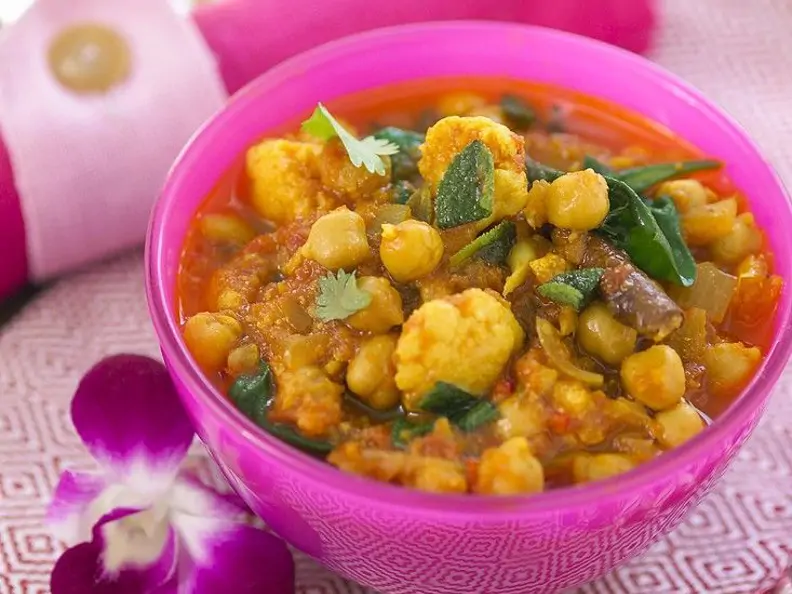 Blumenkohl-Curry mit Kichererbsen