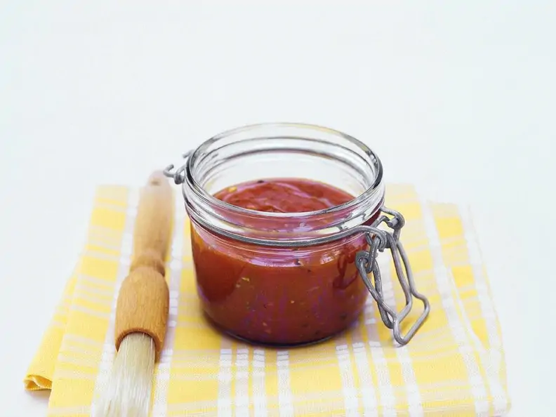 BBQ-Sauce im Glas