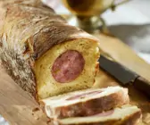 Wurst im Brotteig