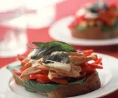 Überbackenes Hähnchen-Brot