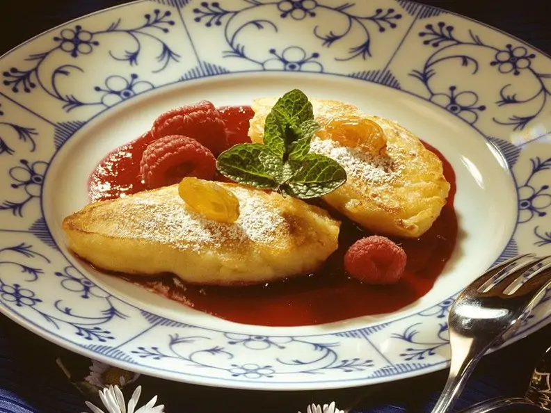 Quarknocken mit Himbeeren