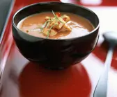 Tomatensuppe mit Tofu