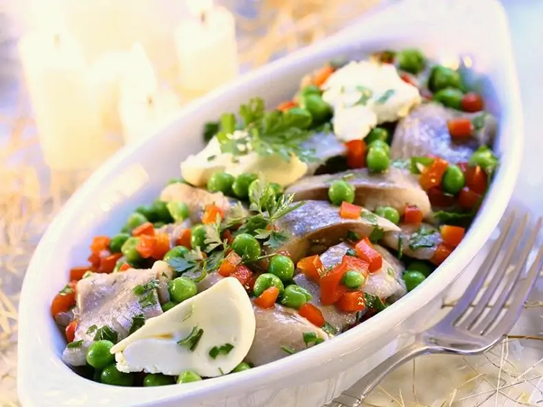 Erbsensalat mit Matjes