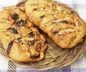 Weißbrot mit Oliven