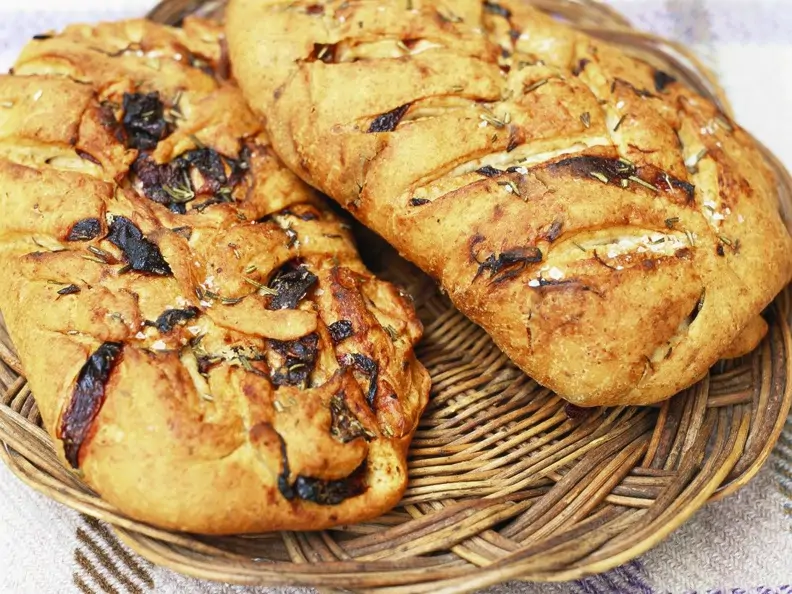 Weißbrot mit Oliven