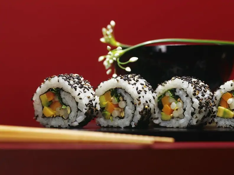 Gemüse California Rolls
