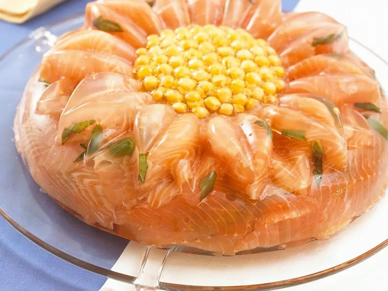 Lachs und Spargel in Aspik